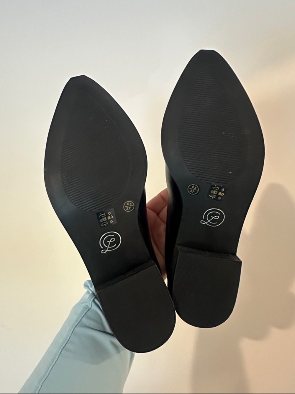 Chinese Laundry Black Pointed Backless Mules - Picture 3 of 3